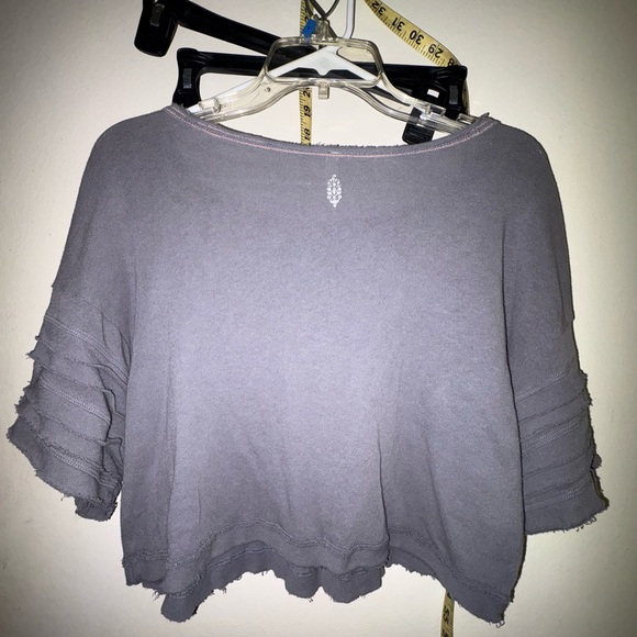 Free People Fp Movement Nava Graphic Pierced Shirt Frayed Embroidered Size XS - Picture 4 of 6